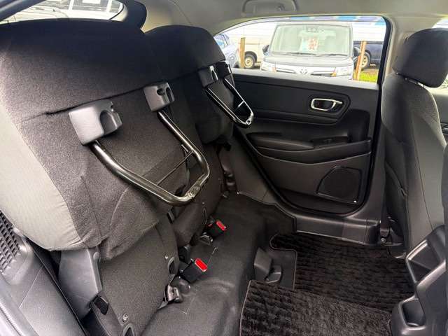 ホンダ ヴェゼル １．５ Ｅ：ＨＥＶ Ｘ ４ＷＤ R3年 (甲信越・北陸) 99