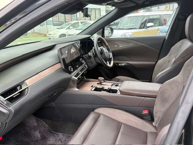 レクサス ＲＸ４５０ｈ＋ ４５０Ｈプラス バージョンＬ ４ＷＤ R6年 (甲信越・北陸) 99