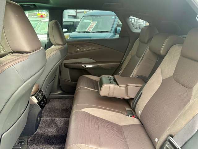 レクサス ＲＸ４５０ｈ＋ ４５０Ｈプラス バージョンＬ ４ＷＤ R6年 (甲信越・北陸) 99