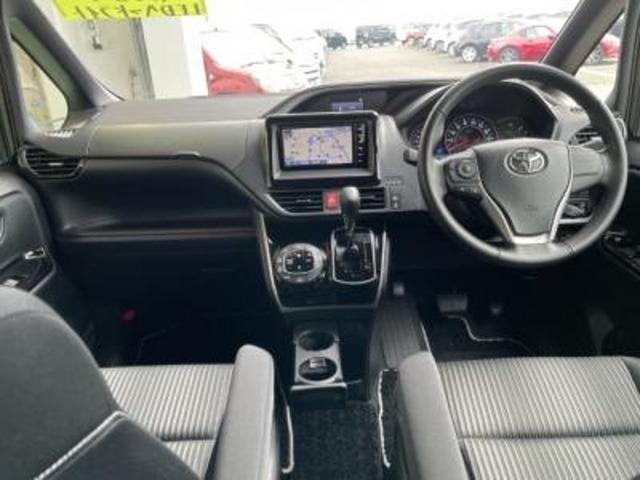 トヨタ ヴォクシー ２．０ ＺＳ 煌ＩＩ R2年 (甲信越・北陸) 99