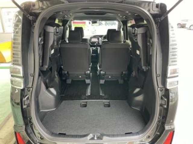トヨタ ヴォクシー ２．０ ＺＳ 煌ＩＩ R2年 (甲信越・北陸) 99