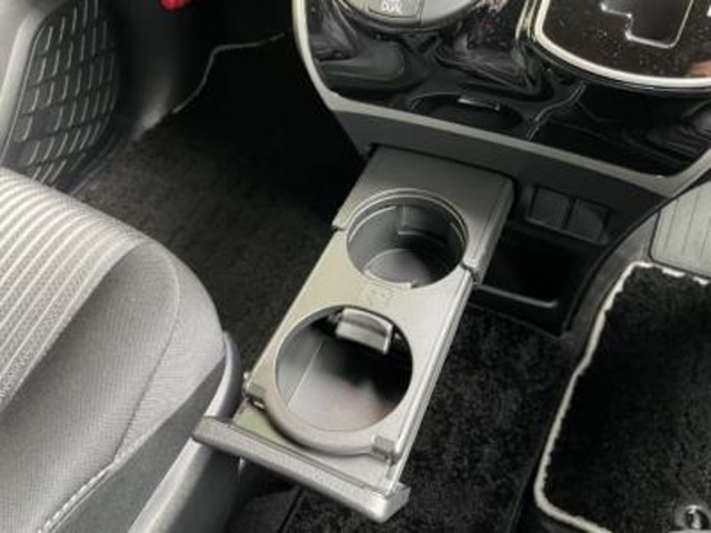 トヨタ ヴォクシー ２．０ ＺＳ 煌ＩＩ R2年 (甲信越・北陸) 99