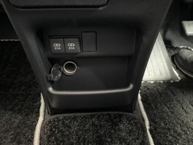 トヨタ ヴォクシー ２．０ ＺＳ 煌ＩＩ R2年 (甲信越・北陸) 99