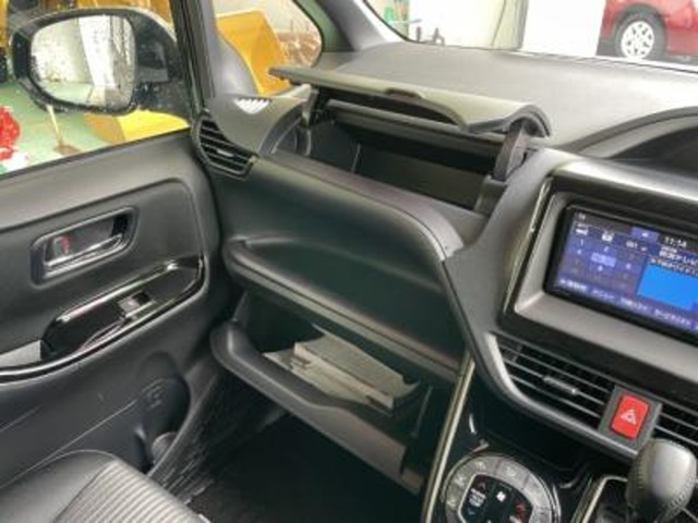 トヨタ ヴォクシー ２．０ ＺＳ 煌ＩＩ R2年 (甲信越・北陸) 99