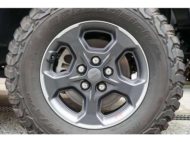 ジープ グラディエーター ３．６ ルビコン ４ＷＤ R4年 (関東) 99