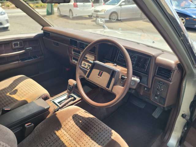 日産 グロリアワゴン ２．０ Ｖ２０Ｅ ＳＧＬ H2年 (関東) 99