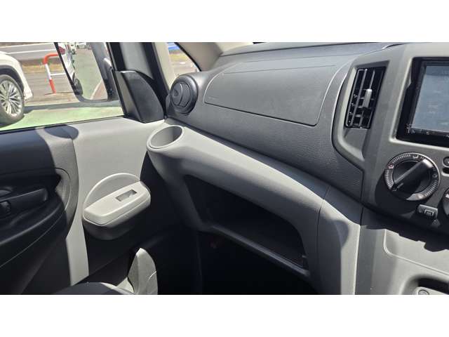 日産 ＮＶ２００バネットバン １．６ ＤＸ R3年 (関東) 99