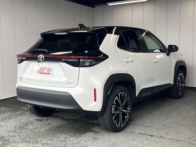 トヨタ ヤリスクロス　ハイブリッド １．５ ハイブリッド Ｚ Ｅ－ＦＯＵＲ ４ＷＤ R7年 (東北) 99