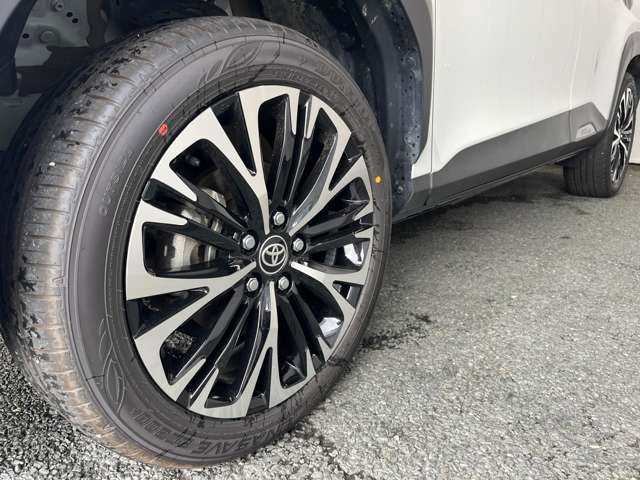 トヨタ ヤリスクロス　ハイブリッド １．５ ハイブリッド Ｚ Ｅ－ＦＯＵＲ ４ＷＤ R7年 (東北) 99