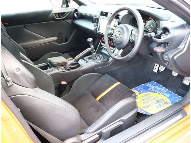 トヨタ ＧＲ８６ ２．４ ＲＺ １０ＴＨ アニバーサリー リミテッド R5年 (関東) 99