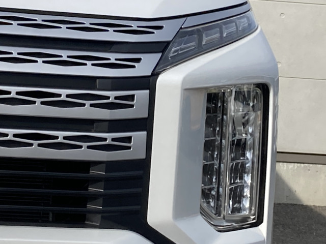 三菱 デリカ　Ｄ：５ ２．２ Ｐ ディーゼルターボ ４ＷＤ R6年 (四国) 99