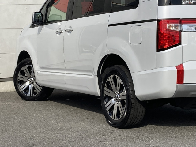 三菱 デリカ　Ｄ：５ ２．２ Ｐ ディーゼルターボ ４ＷＤ R6年 (四国) 99