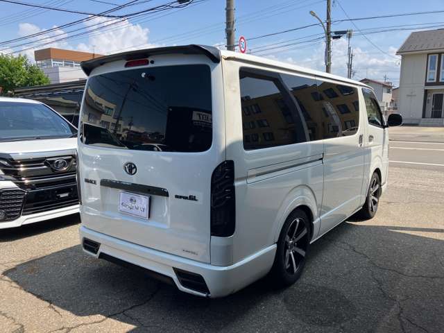 トヨタ ハイエースバン ３．０ スーパーＧＬ ダークプライム ロングボディ ディーゼルターボ ４ＷＤ H27年 (甲信越・北陸) 99