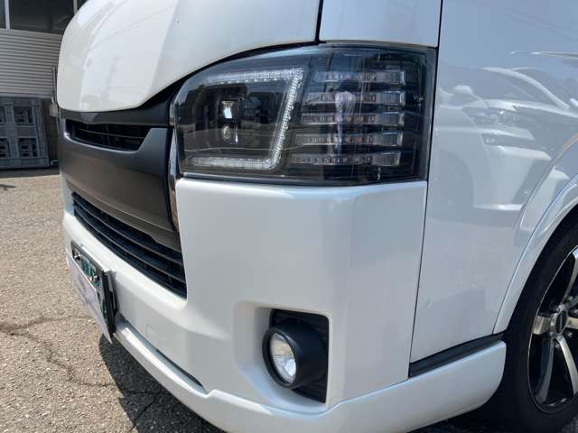 トヨタ ハイエースバン ３．０ スーパーＧＬ ダークプライム ロングボディ ディーゼルターボ ４ＷＤ H27年 (甲信越・北陸) 99