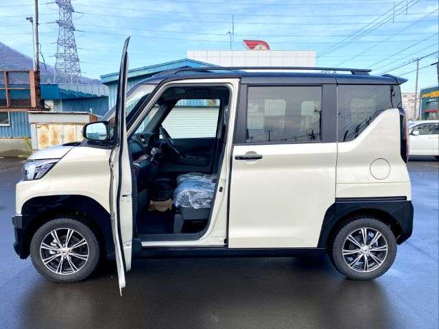 三菱 デリカ　ミニ ６６０ Ｇ プレミアム リミテッド エディション ４ＷＤ R7年 (北海道) 99