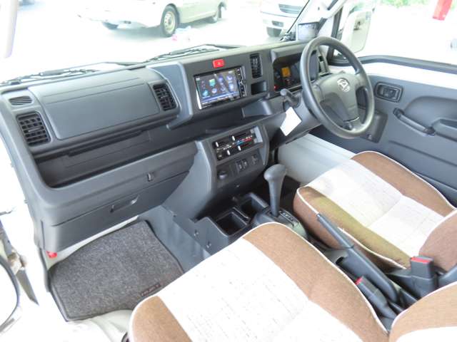 ダイハツ ハイゼットトラック 東和モータース H30年 (関東) 99