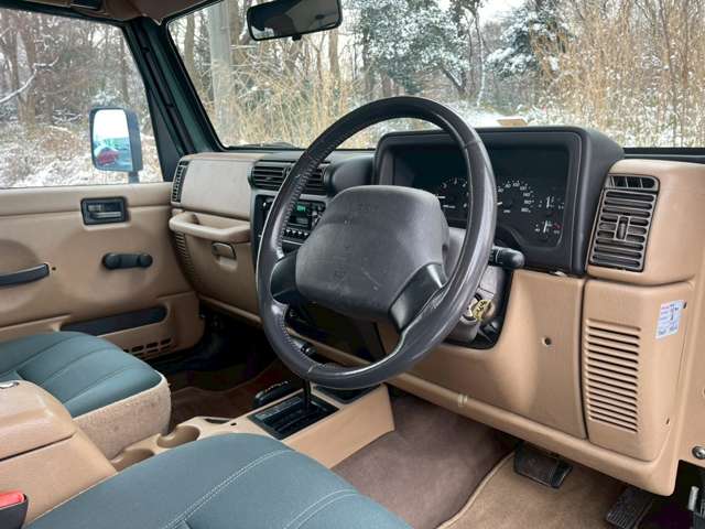 ジープ ラングラー サハラ ハードトップ ４ＷＤ H11年 (関東) 99