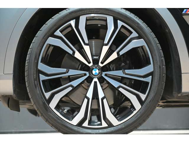 ＢＭＷ Ｘ７ Ｍ６０Ｉ Ｘドライブ ４ＷＤ R6年 (関東) 99