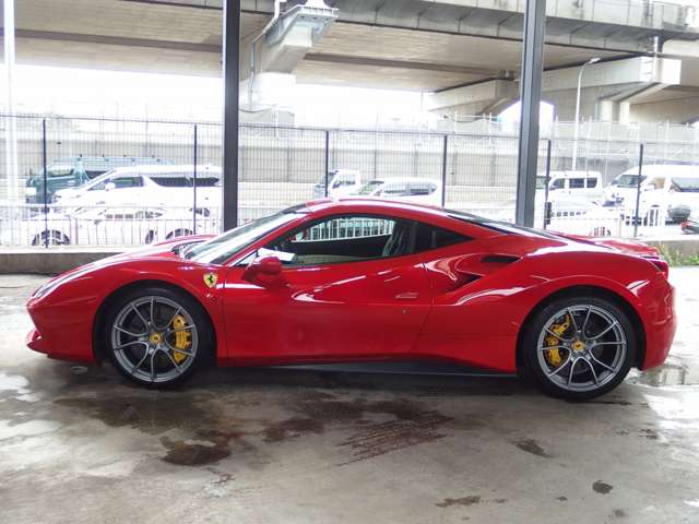 フェラーリ ４８８ＧＴＢ Ｆ１ ＤＣＴ H28年 (近畿) 99