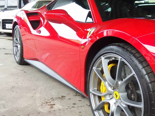 フェラーリ ４８８ＧＴＢ Ｆ１ ＤＣＴ H28年 (近畿) 99