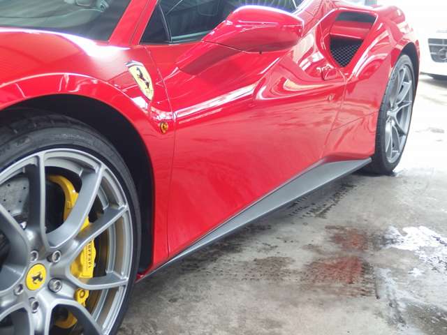 フェラーリ ４８８ＧＴＢ Ｆ１ ＤＣＴ H28年 (近畿) 99