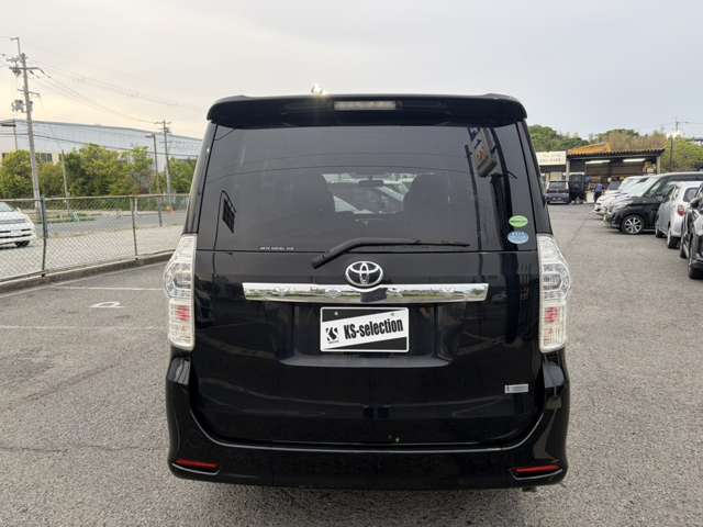 トヨタ ヴォクシー ２．０ ＺＳ 煌ＩＩＩ H25年 (近畿) 99