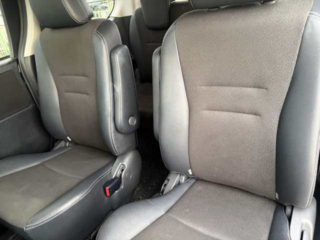 トヨタ ヴォクシー ２．０ ＺＳ 煌ＩＩＩ H25年 (近畿) 99