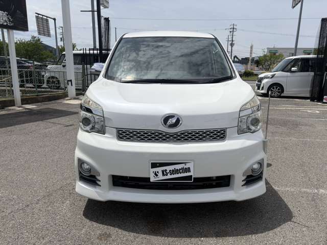 トヨタ ヴォクシー ２．０ ＺＳ 煌ＩＩ H23年 (近畿) 99
