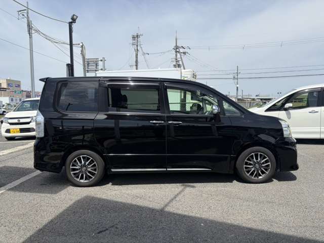 トヨタ ヴォクシー ２．０ ＺＳ 煌Ｚ H25年 (近畿) 99