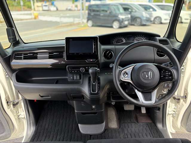 ホンダ Ｎ　ＢＯＸ カスタム ６６０ Ｇ Ｌ ホンダセンシング H29年 (近畿) 99
