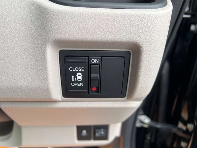 ホンダ Ｎ　ＢＯＸ ６６０ R8年 (近畿) 99