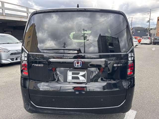ホンダ フリード　ハイブリッド １．５ Ｅ：ＨＥＶ エアー ＥＸ R7年 (近畿) 99