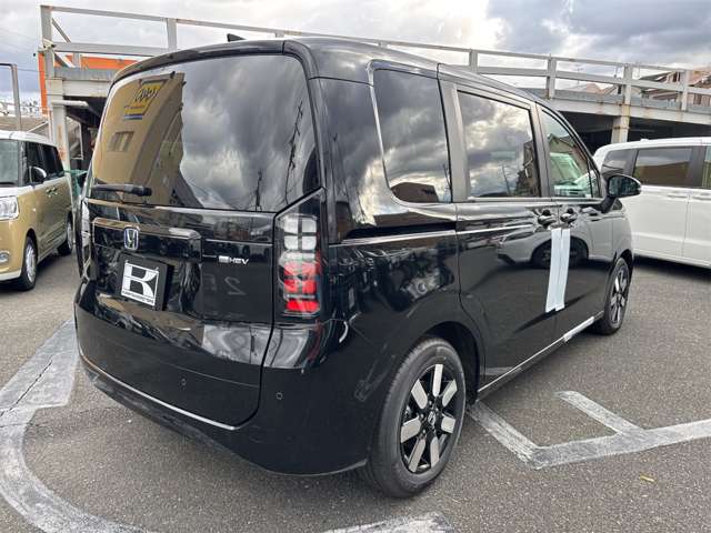 ホンダ フリード　ハイブリッド １．５ Ｅ：ＨＥＶ エアー ＥＸ R7年 (近畿) 99