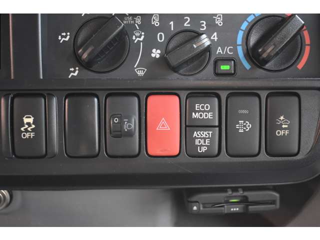 トヨタ トヨエース ４．０ディーゼル フルジャストロー H30年 (近畿) 99