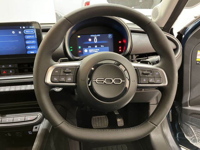 フィアット ６００ハイブリッド １．２ R8年 (近畿) 99