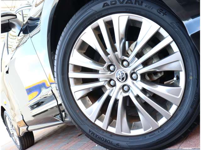 トヨタ ハリアー　ハイブリッド ２．５ ハイブリッド Ｚ レザーパッケージ R2年 (関東) 99