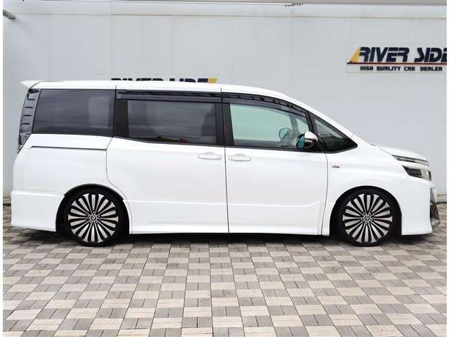トヨタ ヴォクシー ２．０ ＺＳ Ｇ'Ｓ H28年 (関東) 99