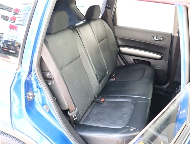 日産 エクストレイル ２．０ ２０Ｘ ４ＷＤ H21年 (関東) 99