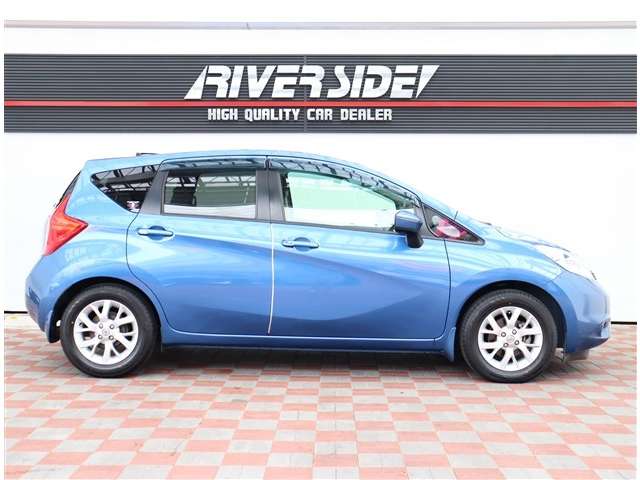 日産 ノート １．２ Ｘ ＤＩＧ－Ｓ H28年 (関東) 99
