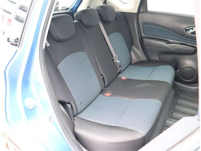 日産 ノート １．２ Ｘ ＤＩＧ－Ｓ H28年 (関東) 99