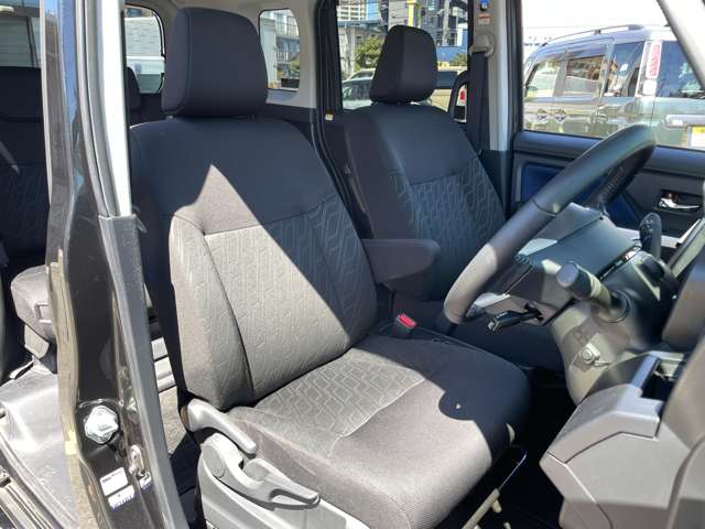トヨタ ルーミー １．０ カスタム Ｇ－Ｔ R1年 (関東) 99