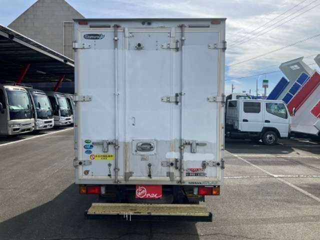 日産 アトラス ３．０ＤＴ H25年 (東海) 99