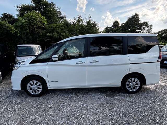 日産 セレナ ２．０ Ｘ H29年 (関東) 99
