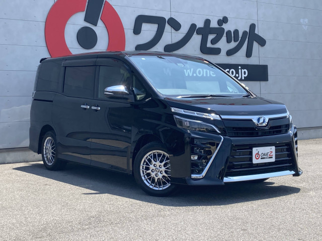 トヨタ ヴォクシー １．８ ハイブリッド ＺＳ 煌ＩＩＩ R3年 (四国) 99