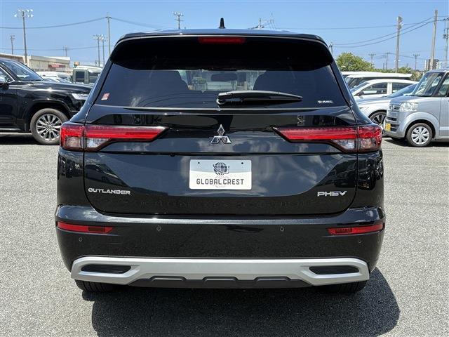 三菱 アウトランダーＰＨＥＶ ＰＨＥＶ ２．４ Ｐ ４ＷＤ R5年 (九州・沖縄) 99