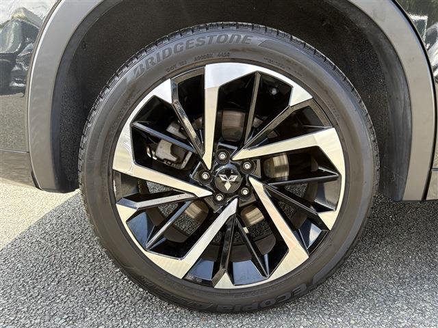 三菱 アウトランダーＰＨＥＶ ＰＨＥＶ ２．４ Ｐ ４ＷＤ R5年 (九州・沖縄) 99