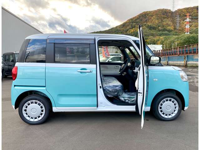 ダイハツ ムーヴ　キャンバス ６６０ ストライプス Ｘ ４ＷＤ R7年 (北海道) 99