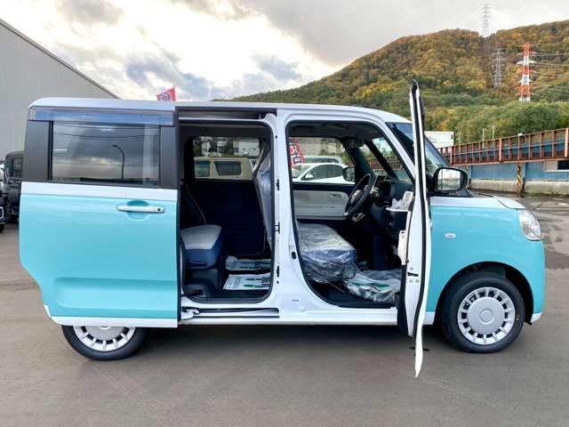 ダイハツ ムーヴ　キャンバス ６６０ ストライプス Ｘ ４ＷＤ R7年 (北海道) 99