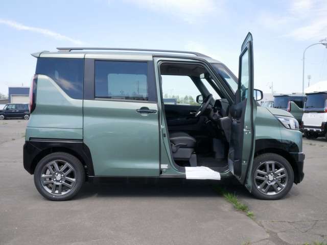 三菱 デリカ　ミニ ６６０ Ｇ プレミアム リミテッド エディション ４ＷＤ R7年 (北海道) 99