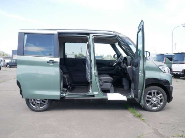 三菱 デリカ　ミニ ６６０ Ｇ プレミアム リミテッド エディション ４ＷＤ R7年 (北海道) 99